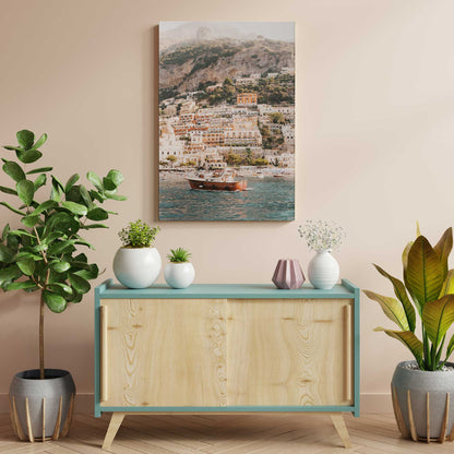 [LIFESTYLE],[SPECIAL],  Picture of art in a room