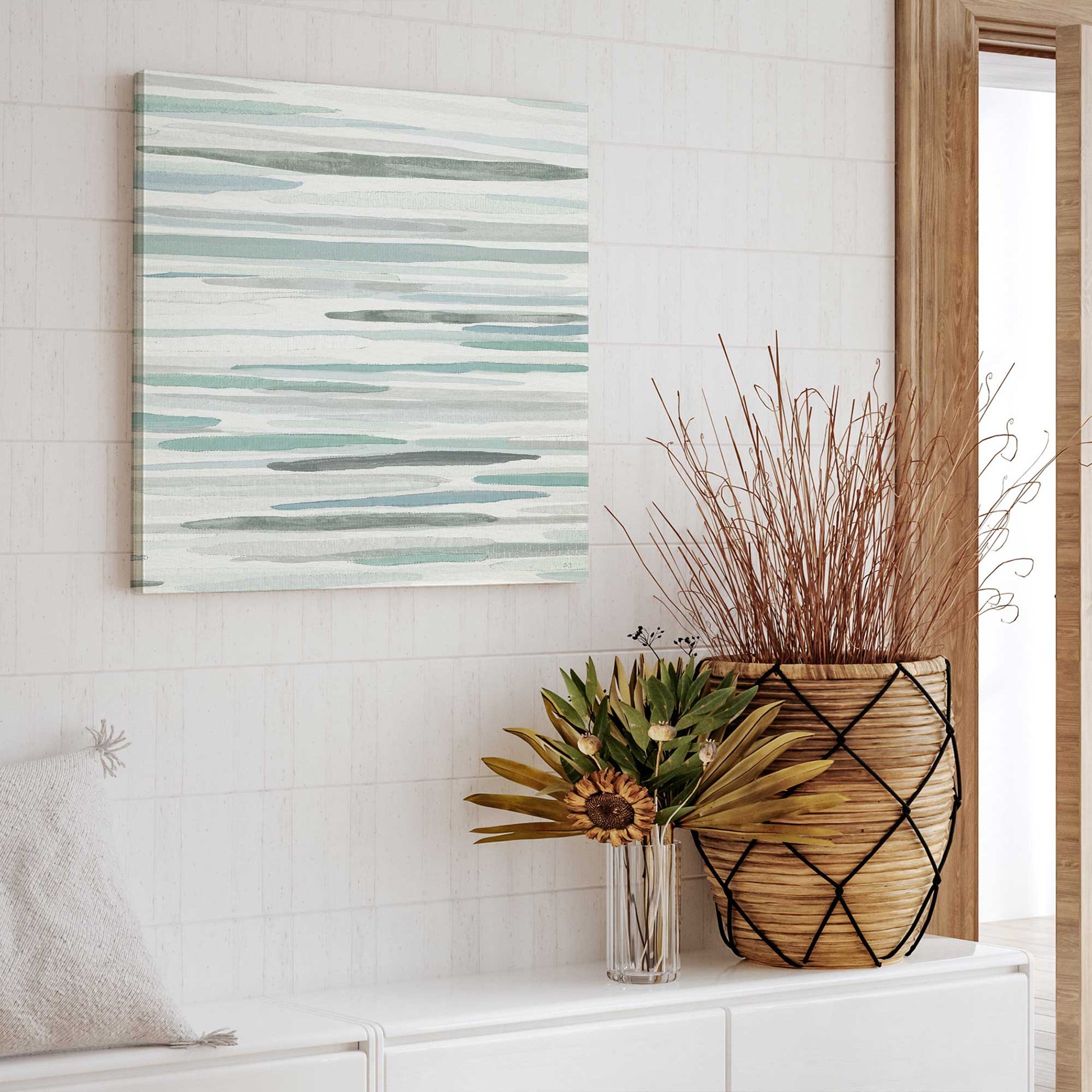 [LIFESTYLE],[SPECIAL],  Picture of art in a room