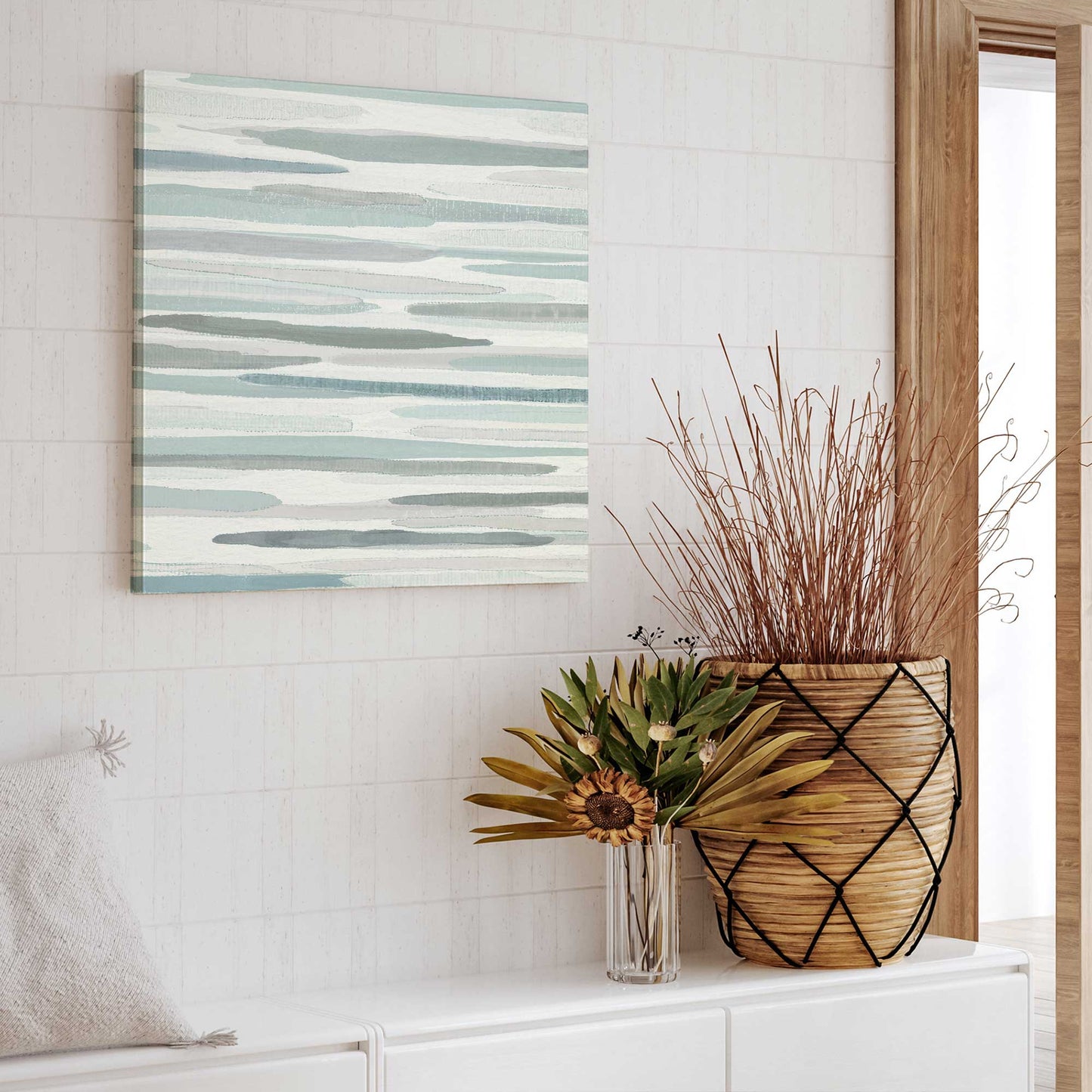 [LIFESTYLE],[SPECIAL],  Picture of art in a room