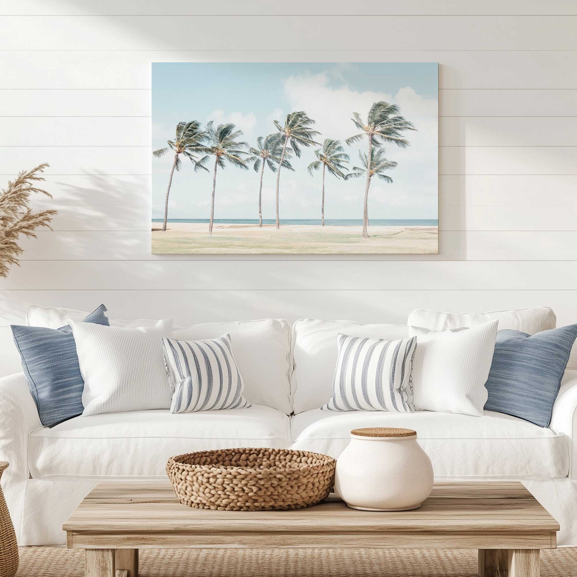 [LIFESTYLE],[SPECIAL],  Picture of art in a room