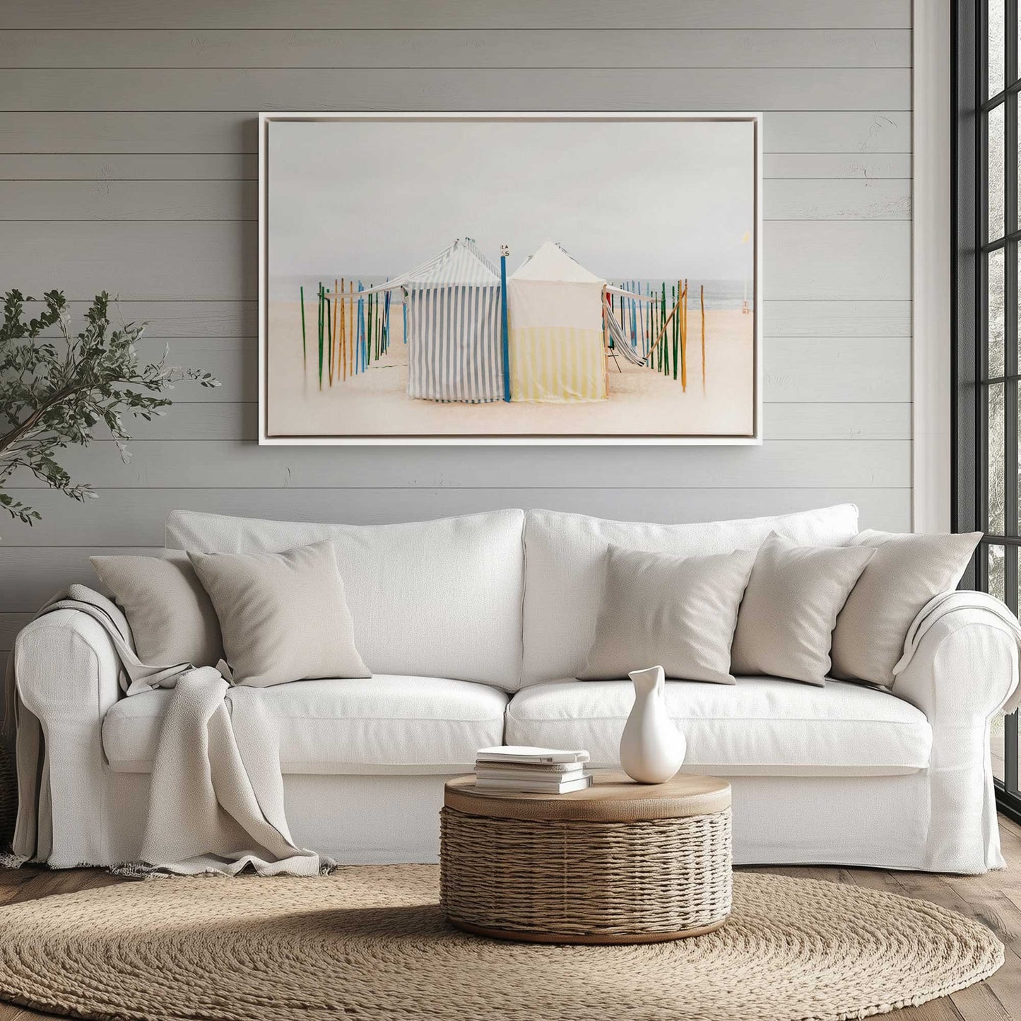 [LIFESTYLE],[SPECIAL], Art in a room