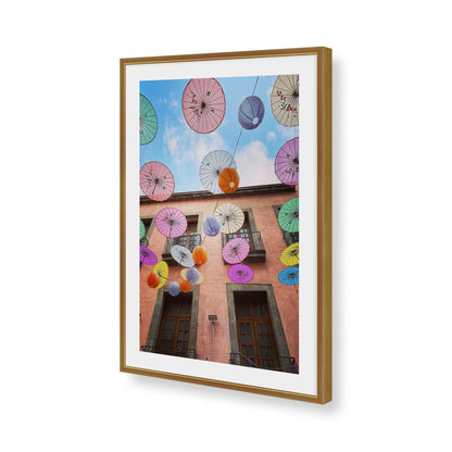 [Color:Polished Gold], Picture of art in a Polished Gold frame of the corner