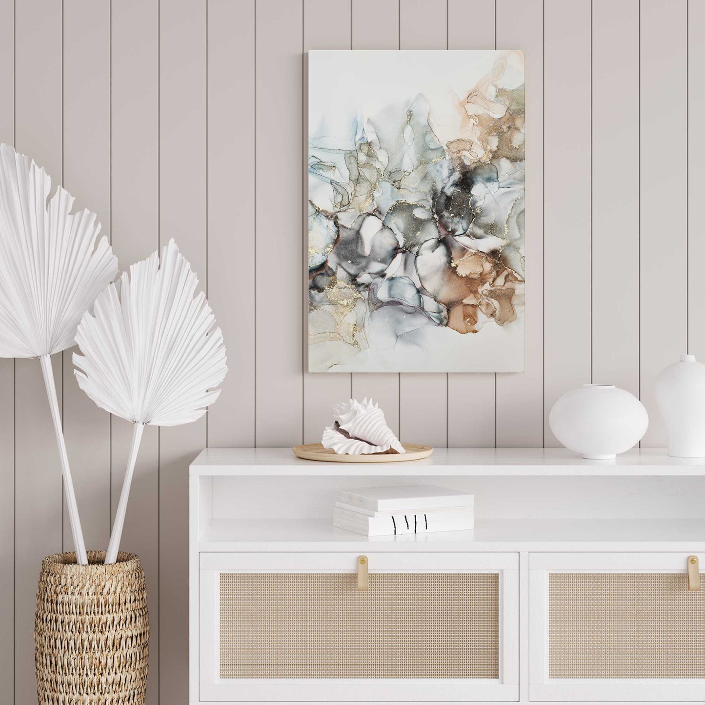 [LIFESTYLE],[SPECIAL],  Picture of art in a room