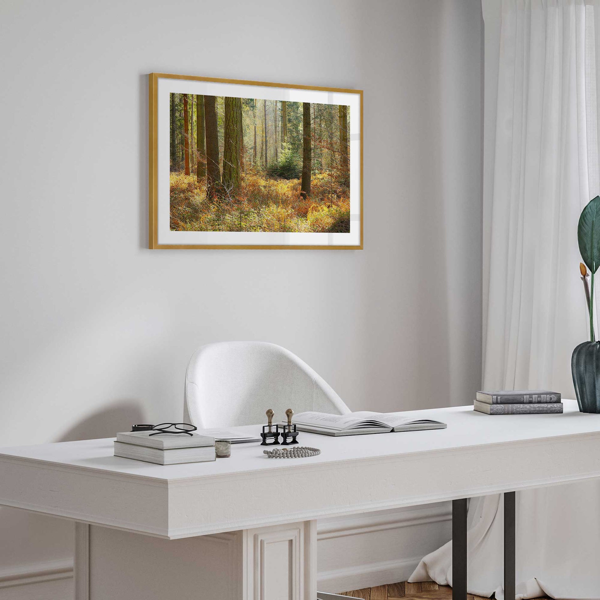 [LIFESTYLE],[SPECIAL],Picture of art in a room