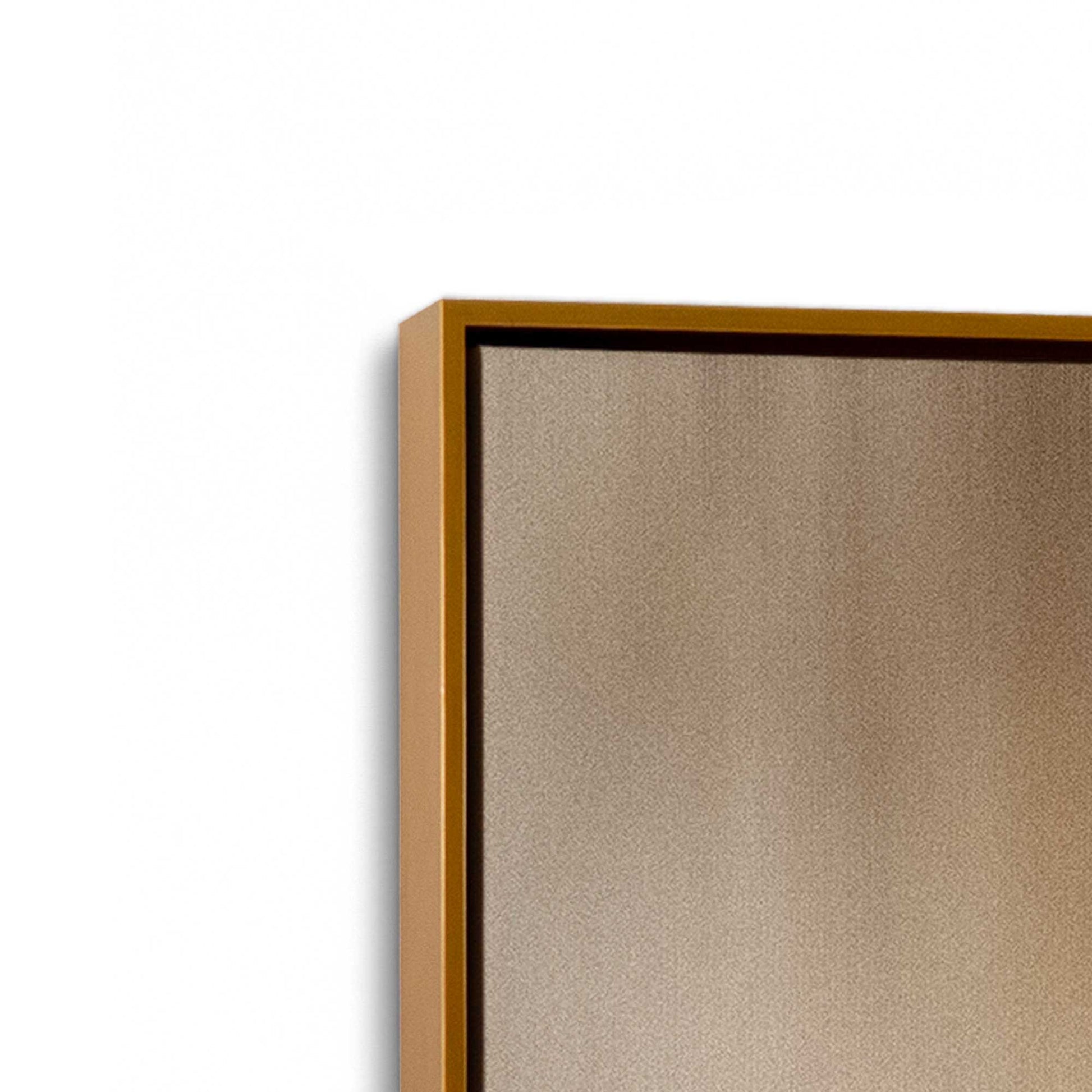 [Color:Polished Gold], Picture of the corner of the art