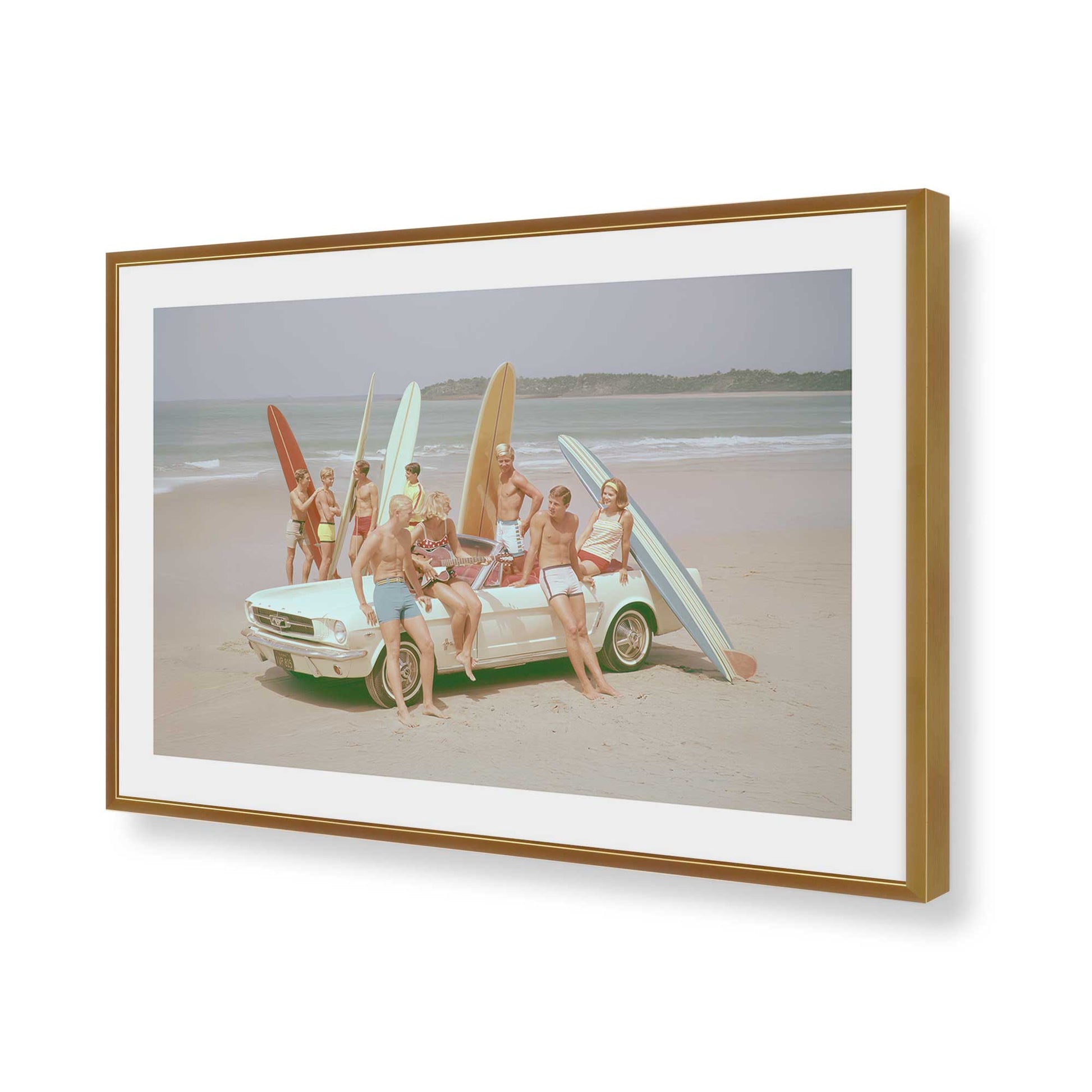 [Color:Polished Gold], Picture of art in a Polished Gold frame of the corner