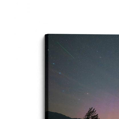 [Color:Stretched Canvas], Picture of the corner of the art