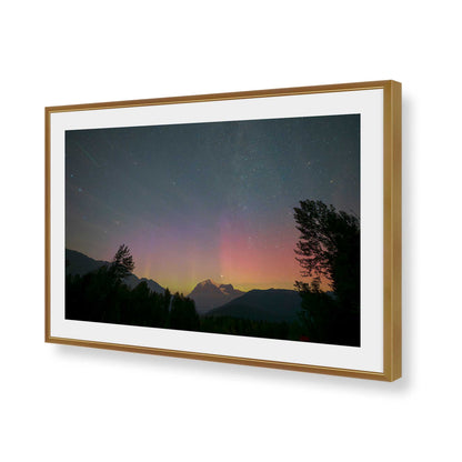 [Color:Polished Gold], Picture of art in a Polished Gold frame of the corner