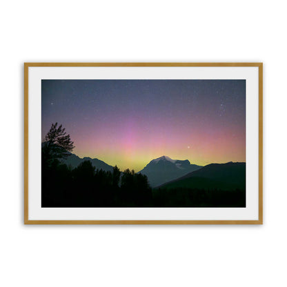 [Color:Polished Gold], Picture of art in a Polished Gold frame