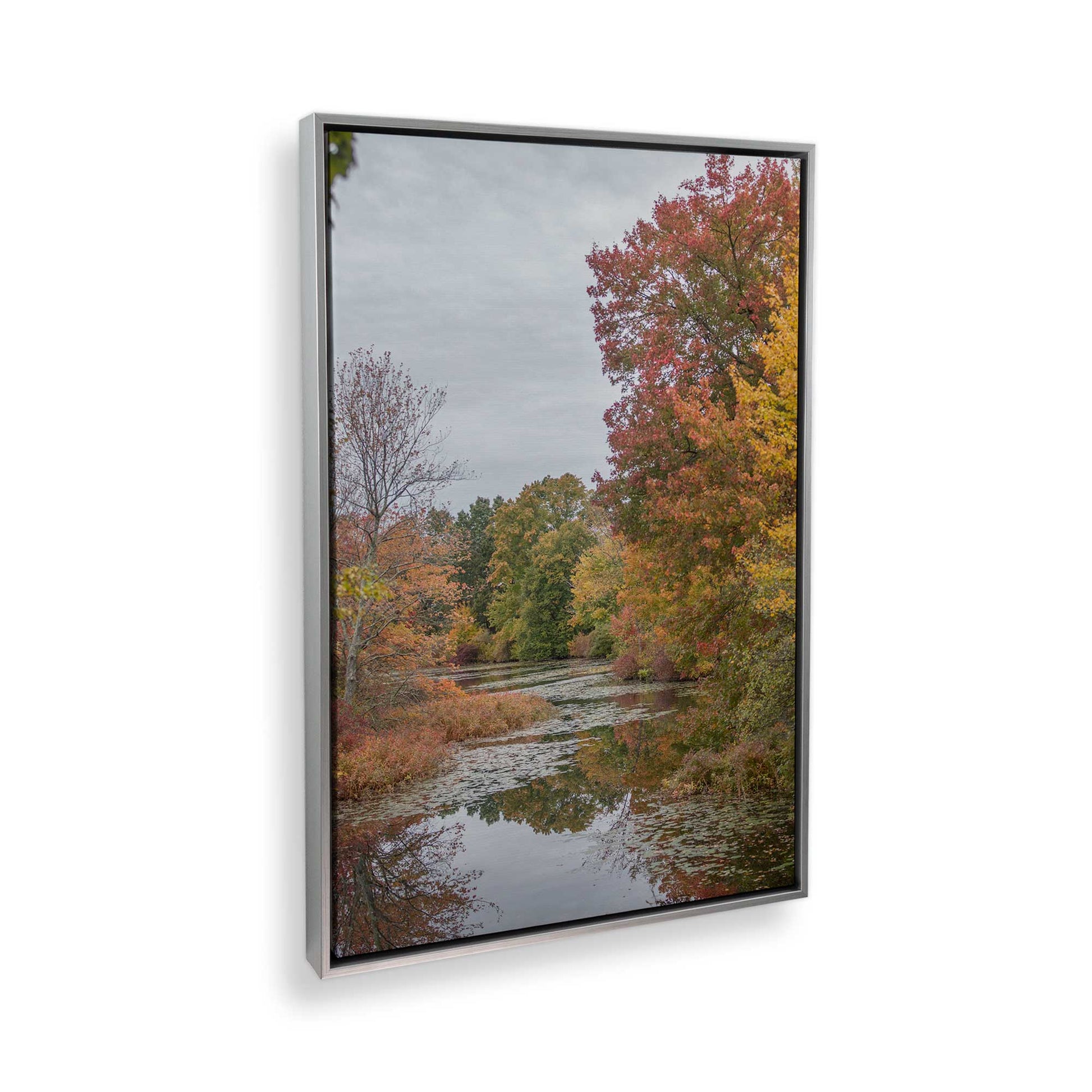 [Color:Polished Chrome], Picture of the corner of the art