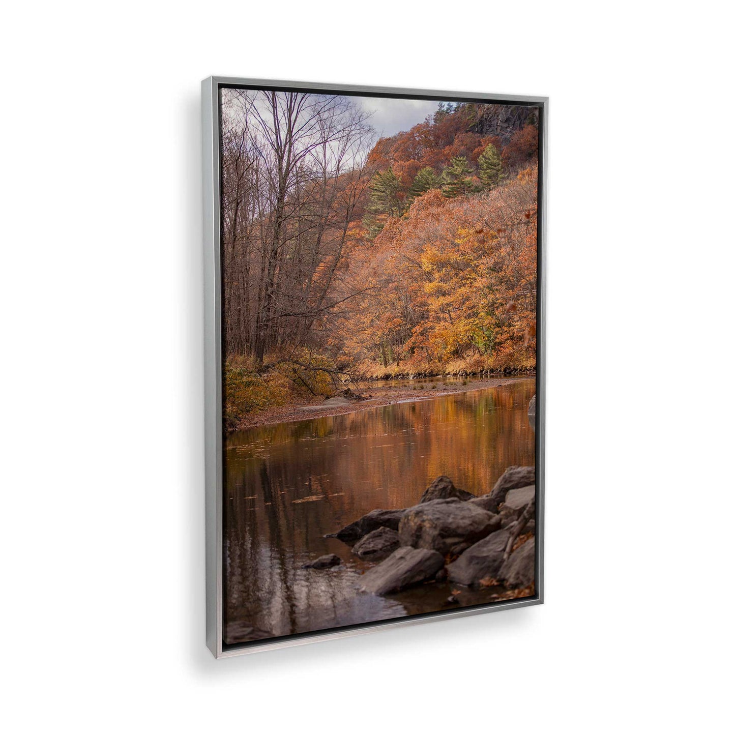 [Color:Polished Chrome], Picture of the corner of the art