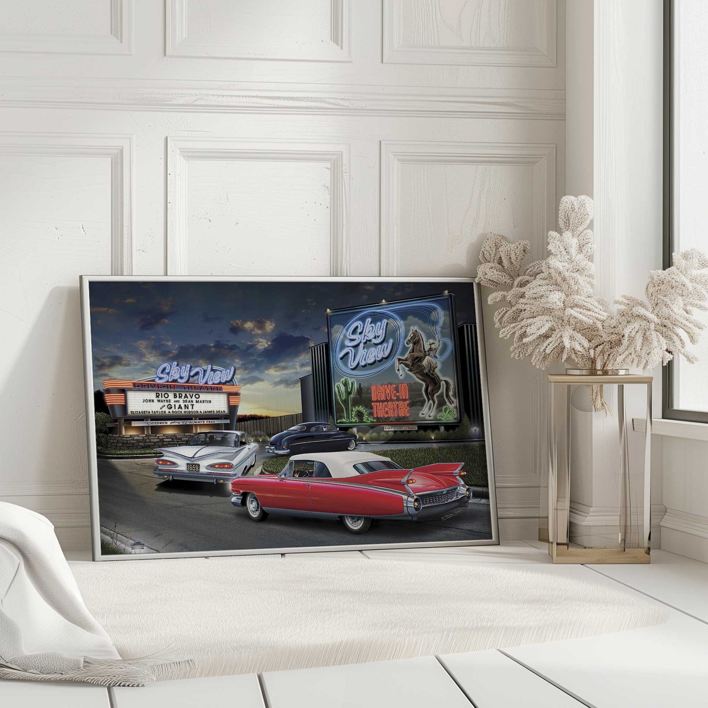 [LIFESTYLE],[SPECIAL],  Picture of art in a roo