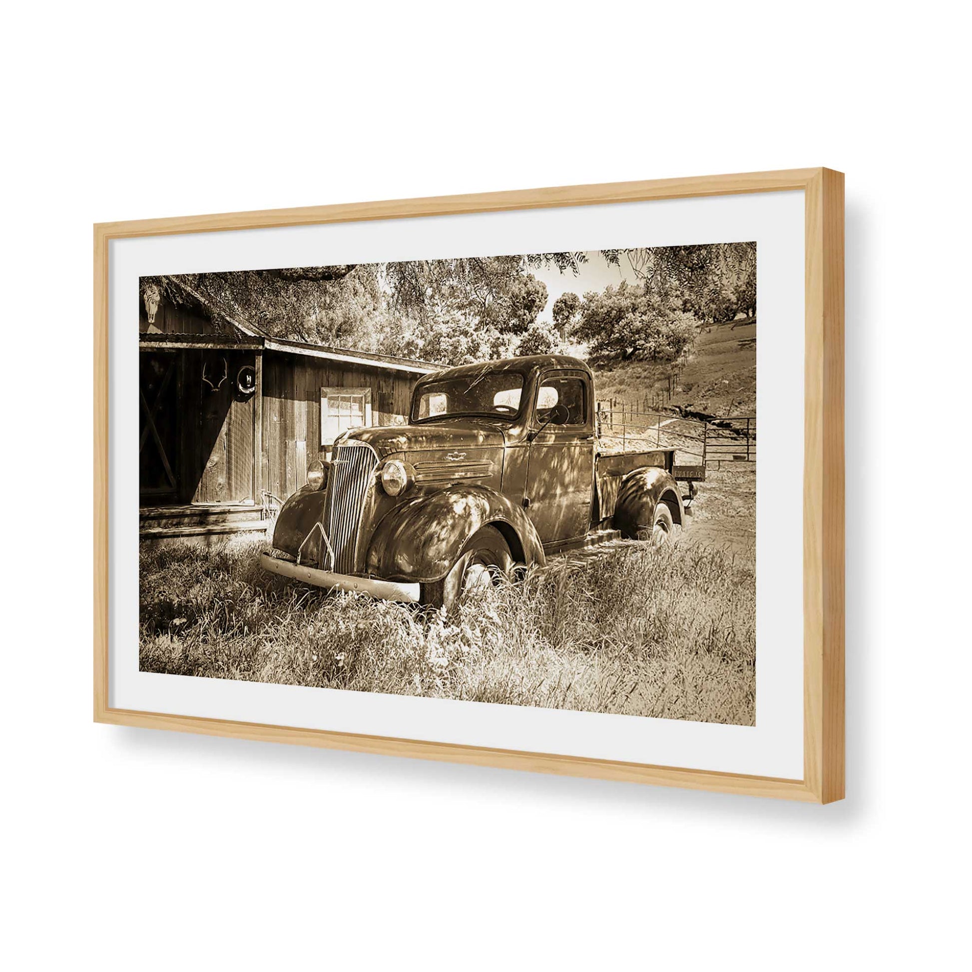 [Color:American Maple], Picture of art in a American Maple frame of the corner