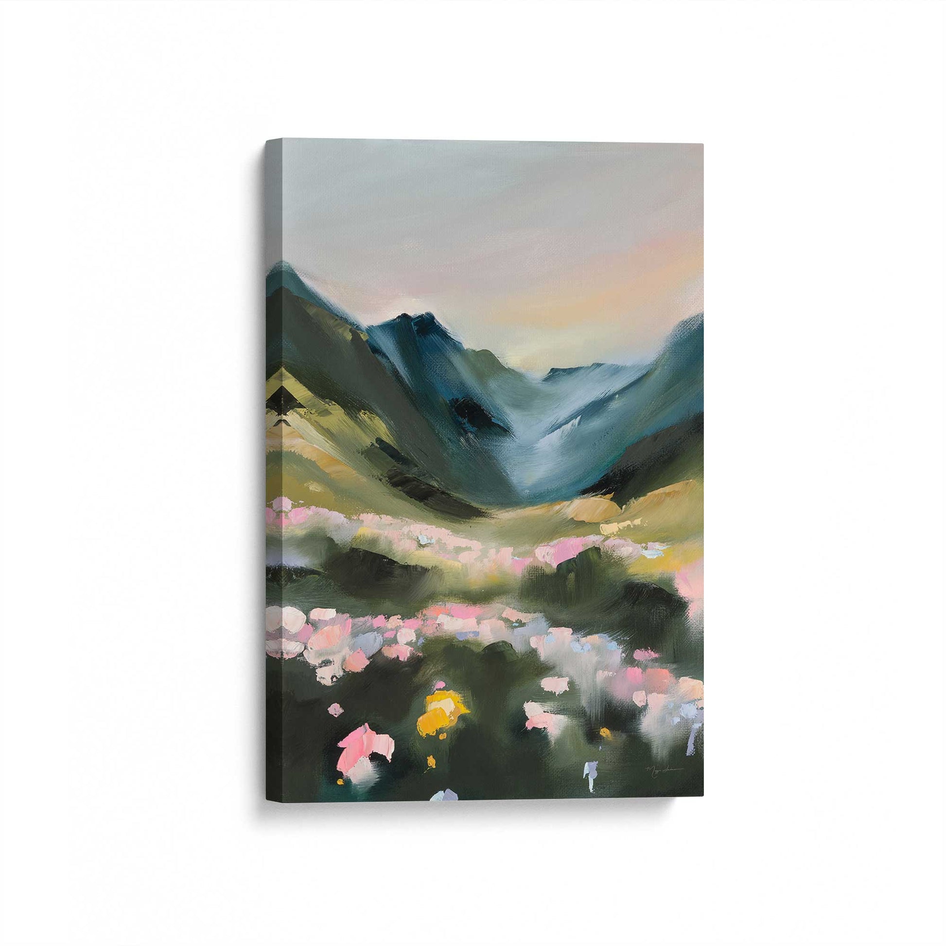 [Color:Stretched Canvas], Picture of art at an angle