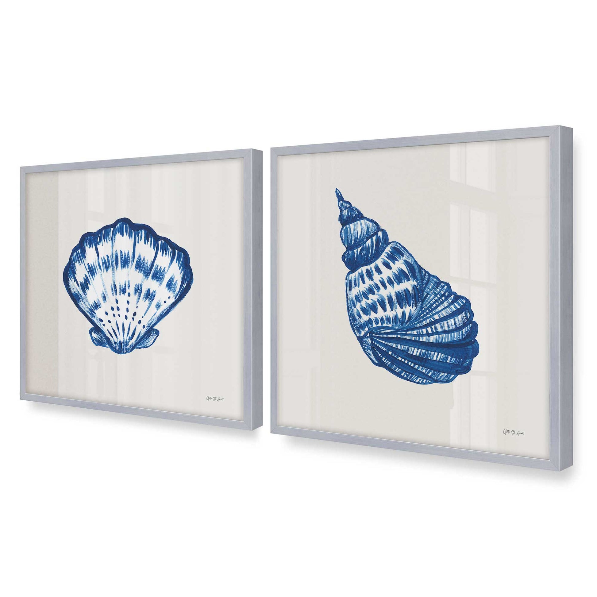 [Color:Polished Chrome], Picture of art in a Polished Chrome frame of the corner