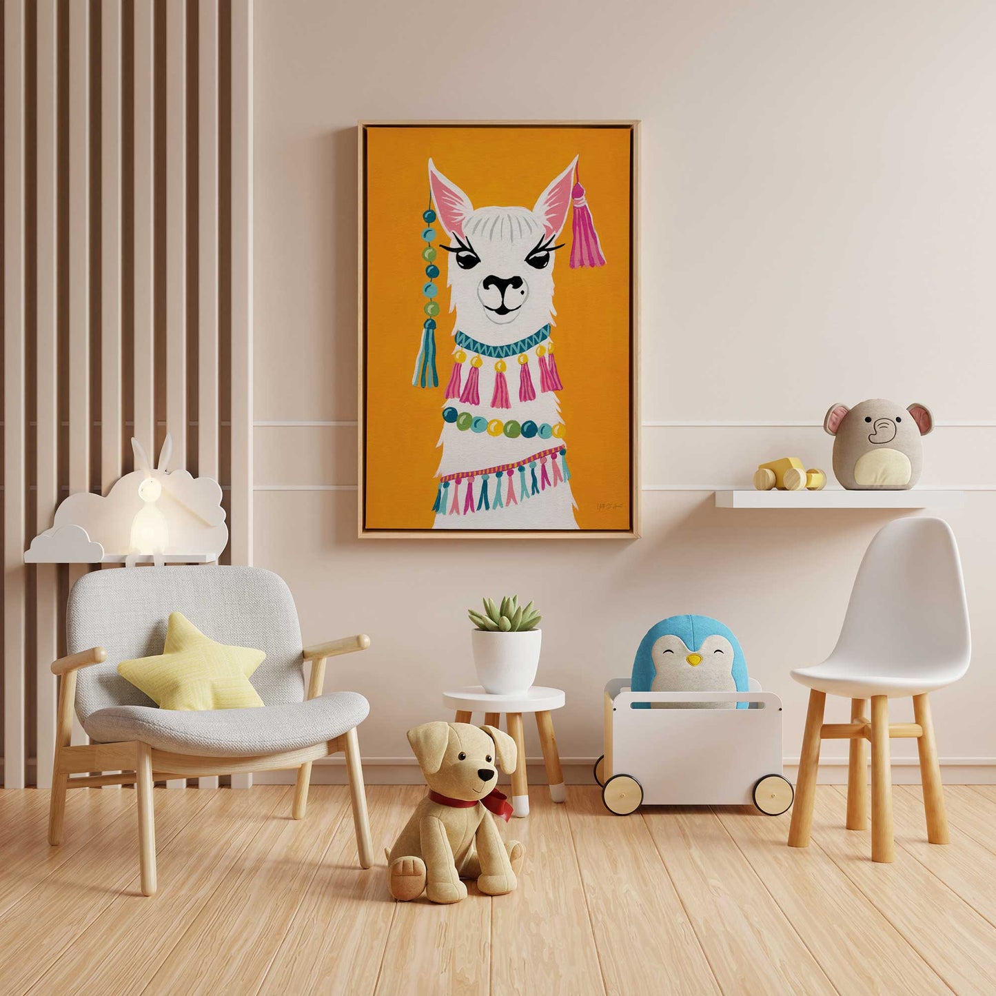 [LIFESTYLE],[SPECIAL],  Picture of art in a room