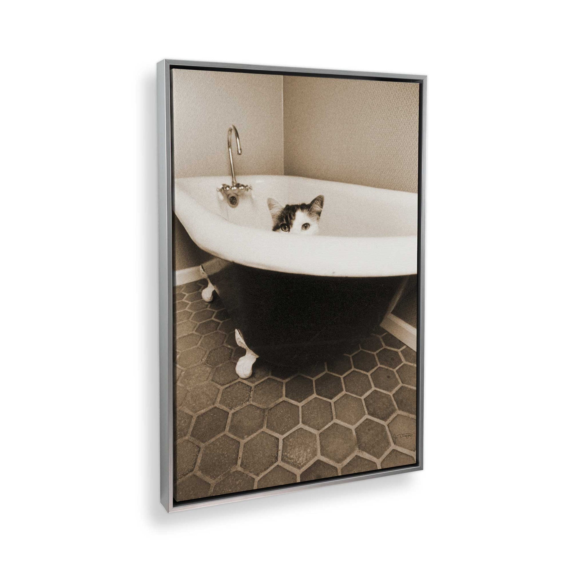 [Color:Polished Chrome], Picture of the corner of the art