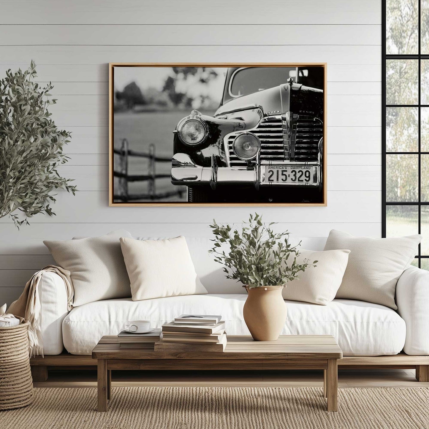 [LIFESTYLE],[SPECIAL], Art in a room