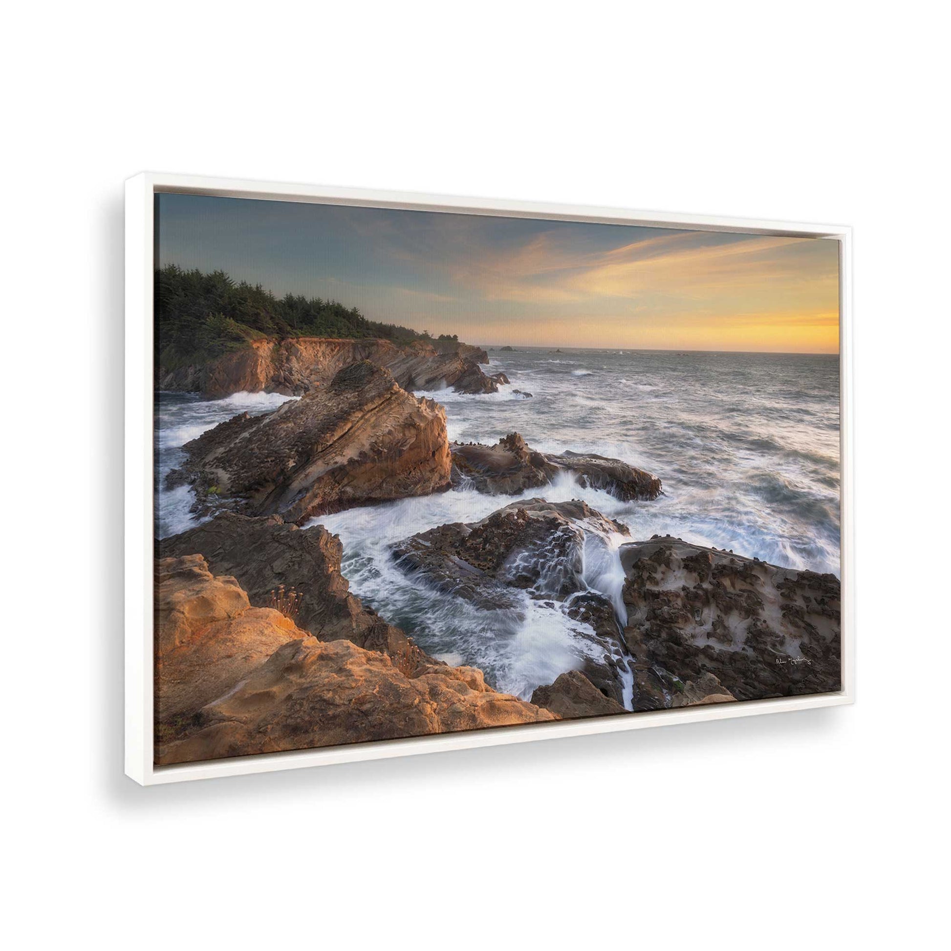 [Color:Opaque White], Picture of the corner of the art