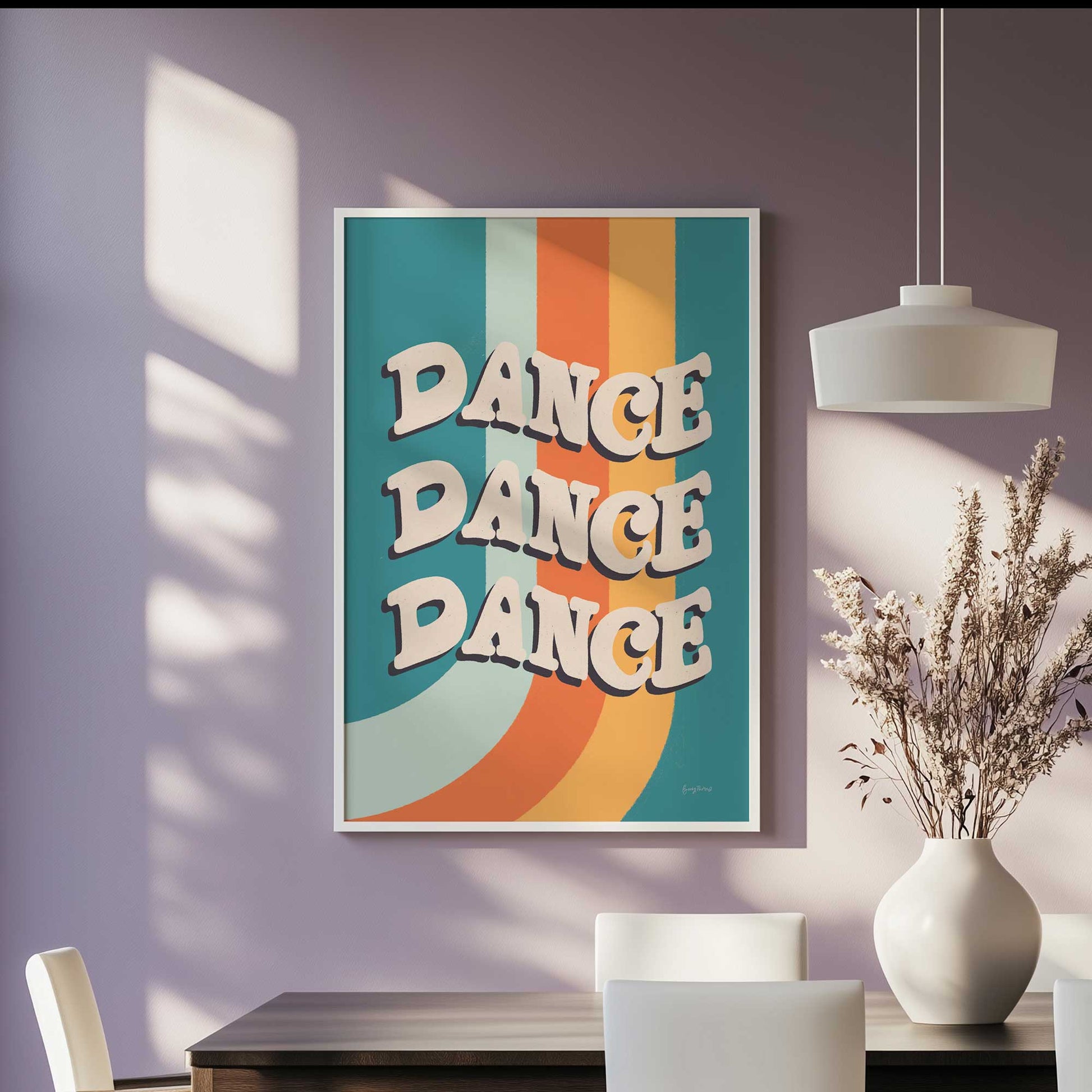 [SPECIAL],[LIFESTYLE], Picture of art hanging in a room