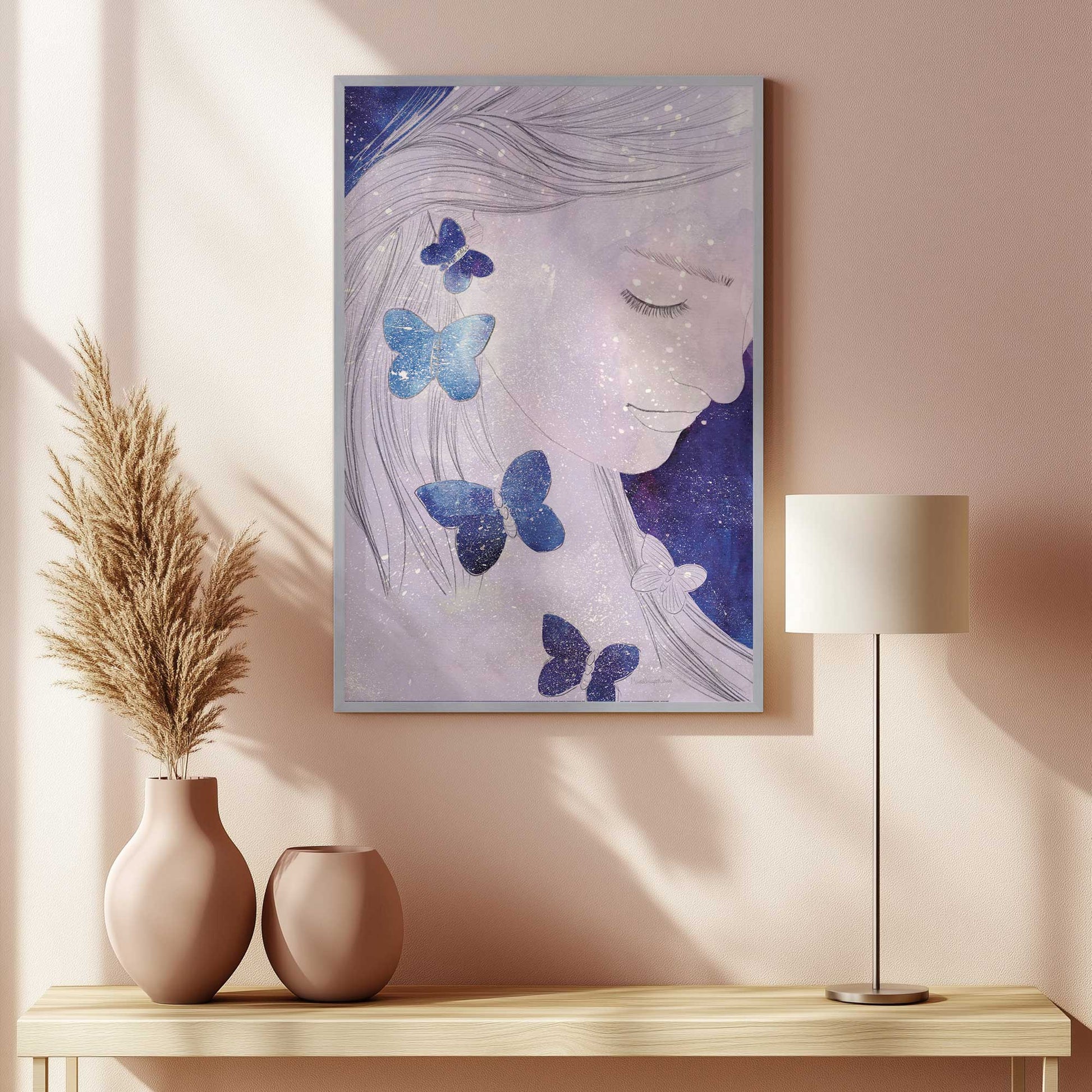 [SPECIAL],[LIFESTYLE], Picture of art hanging in a room