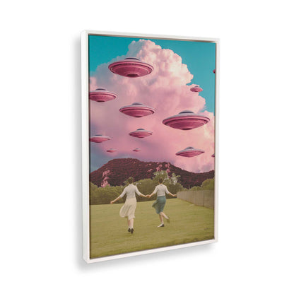 [Color:Opaque White], Picture of the corner of the art