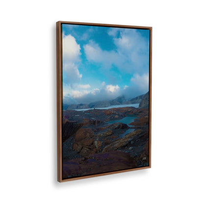 [Color:Walnut], Picture of the corner of the art