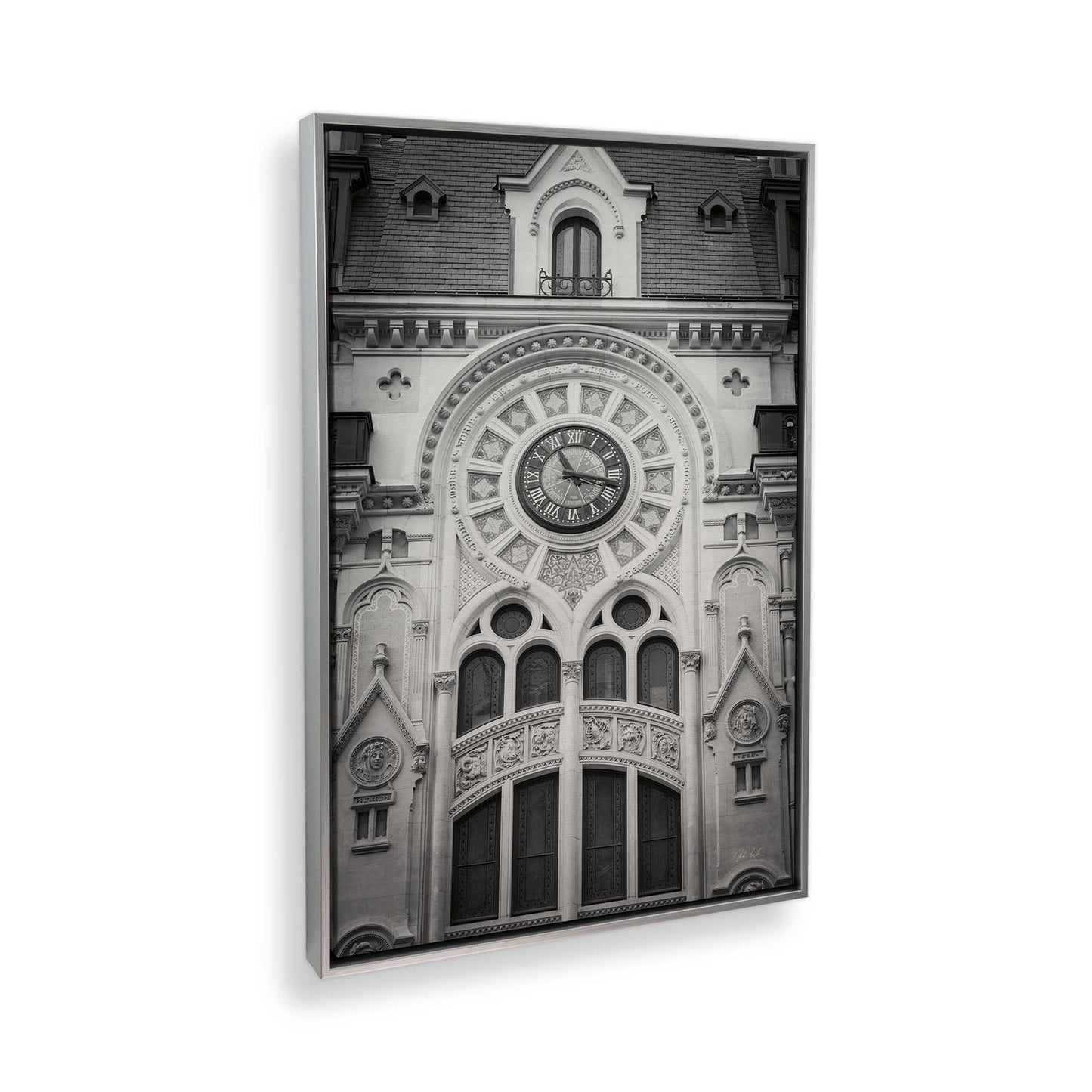 [Color:Polished Chrome], Picture of the corner of the art