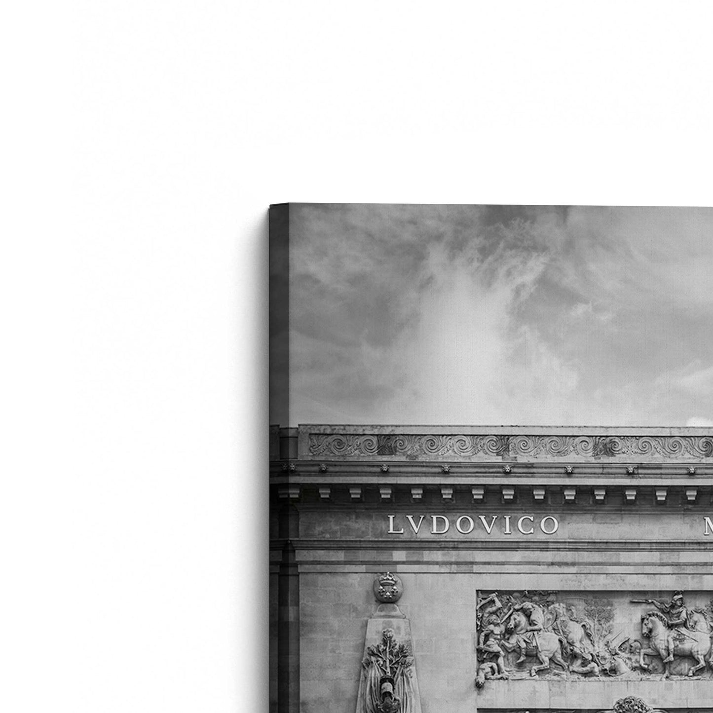 [Color:Stretched Canvas], Picture of the corner of the art