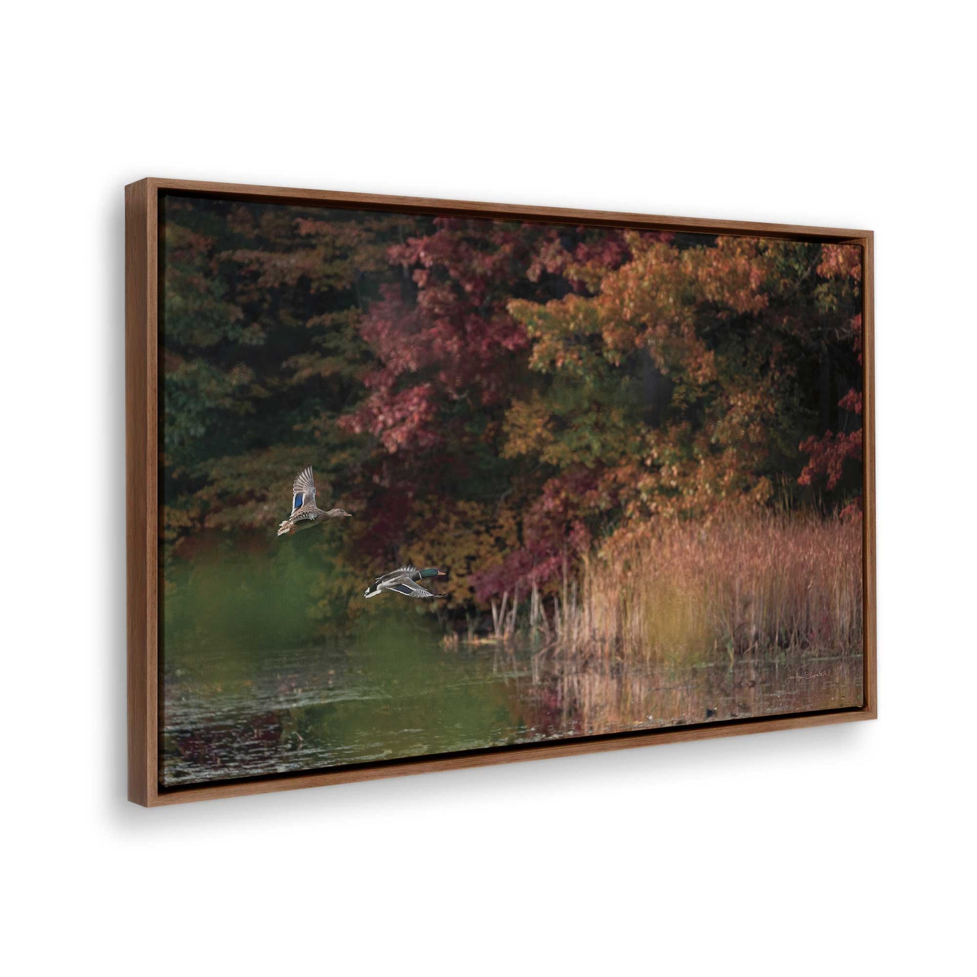 [Color:Walnut], Picture of the corner of the art