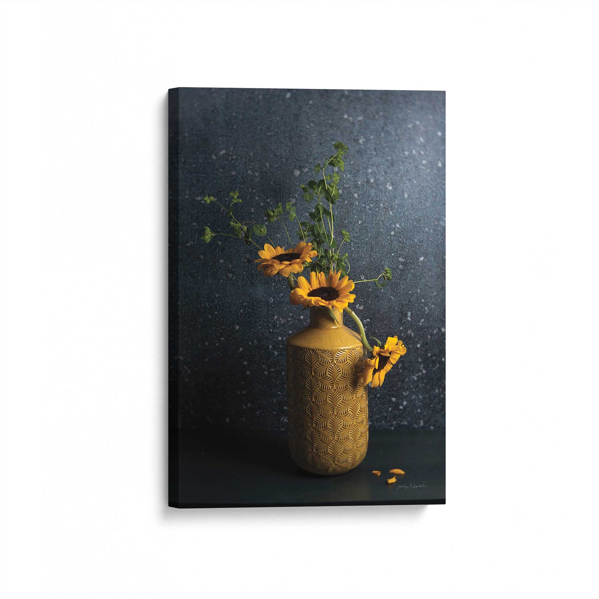 [Color:Stretched Canvas], Picture of art at an angle