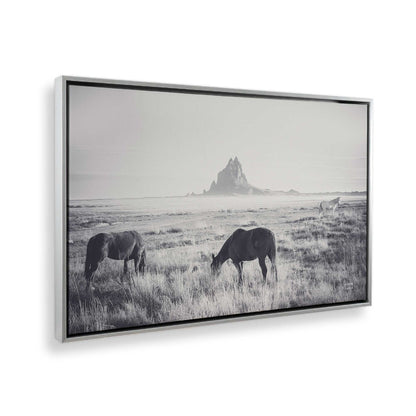 [Color:Polished Chrome], Picture of the corner of the art