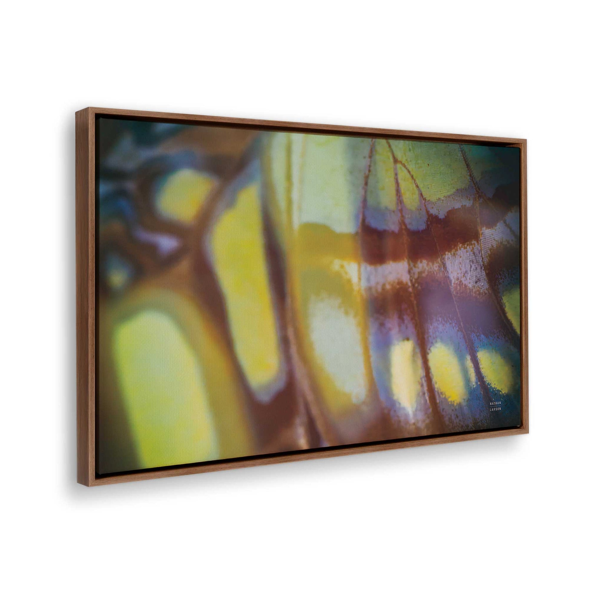 [Color:Walnut], Picture of the corner of the art
