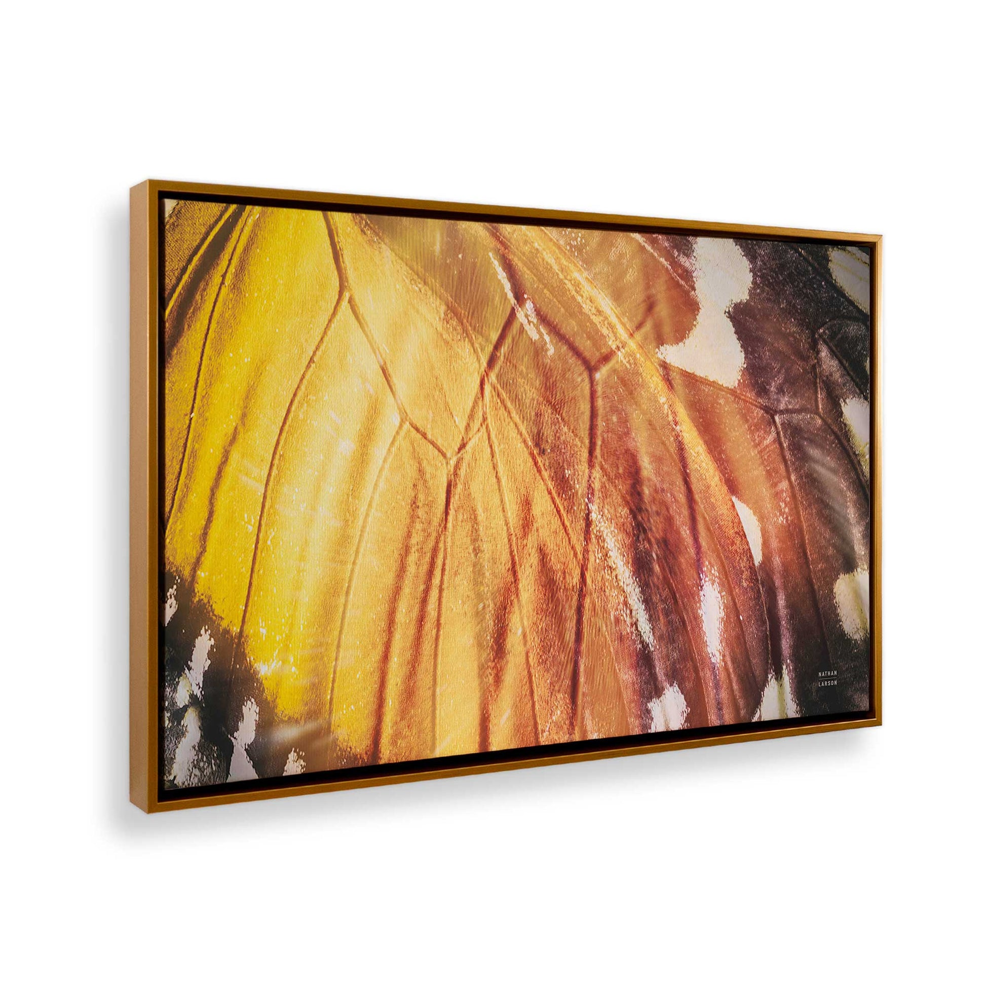 [Color:Polished Gold], Picture of the corner of the art