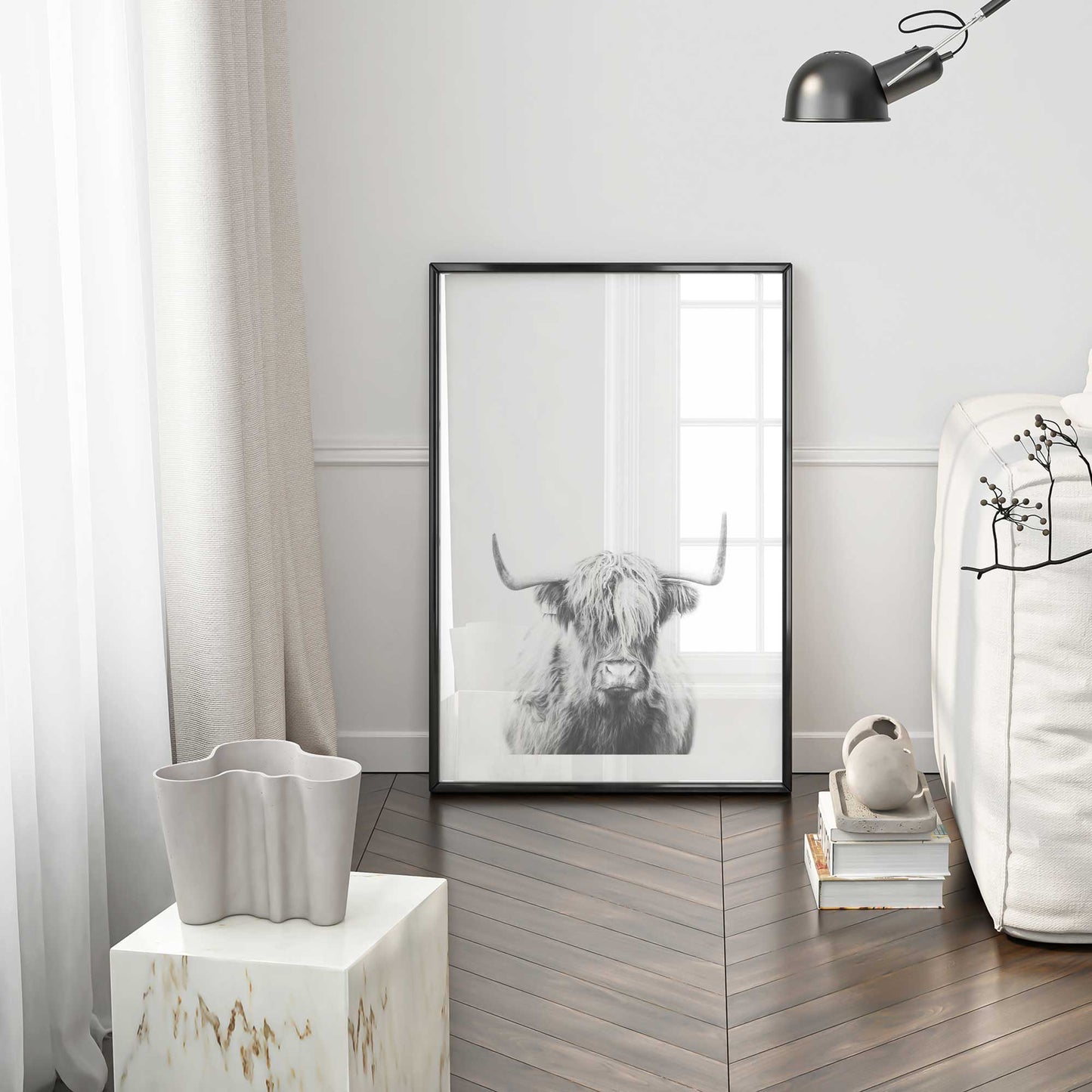 [LIFESTYLE],[SPECIAL],Picture of art in a room