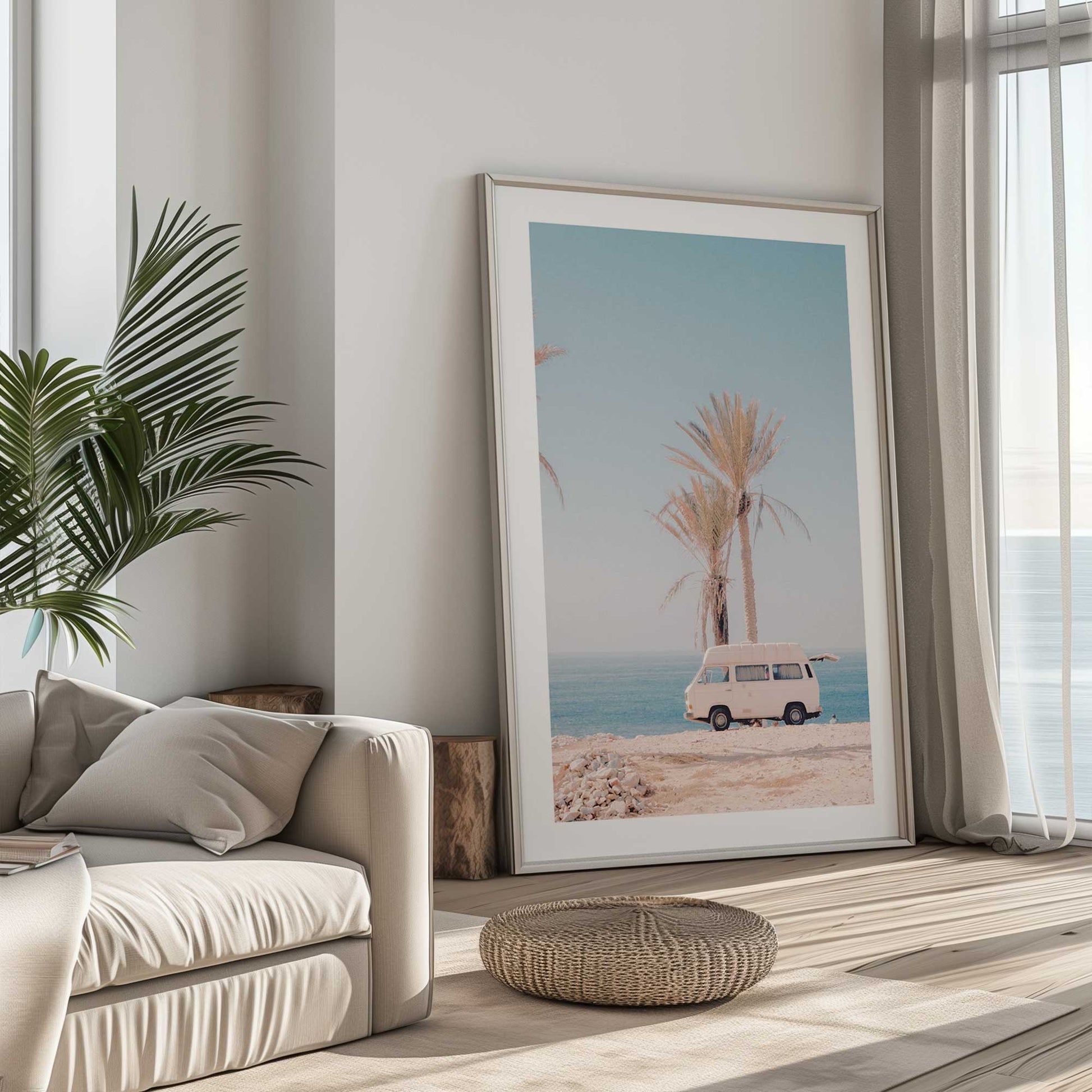 [LIFESTYLE],[SPECIAL],Picture of art in a room