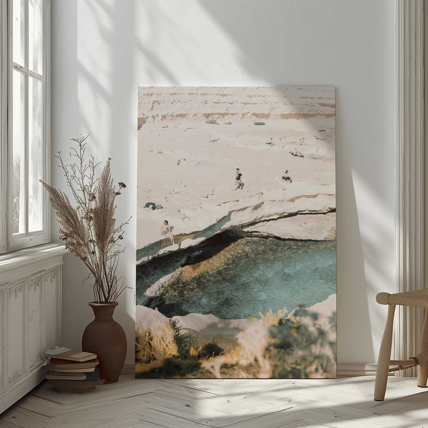 [LIFESTYLE],[SPECIAL],  Picture of art in a room