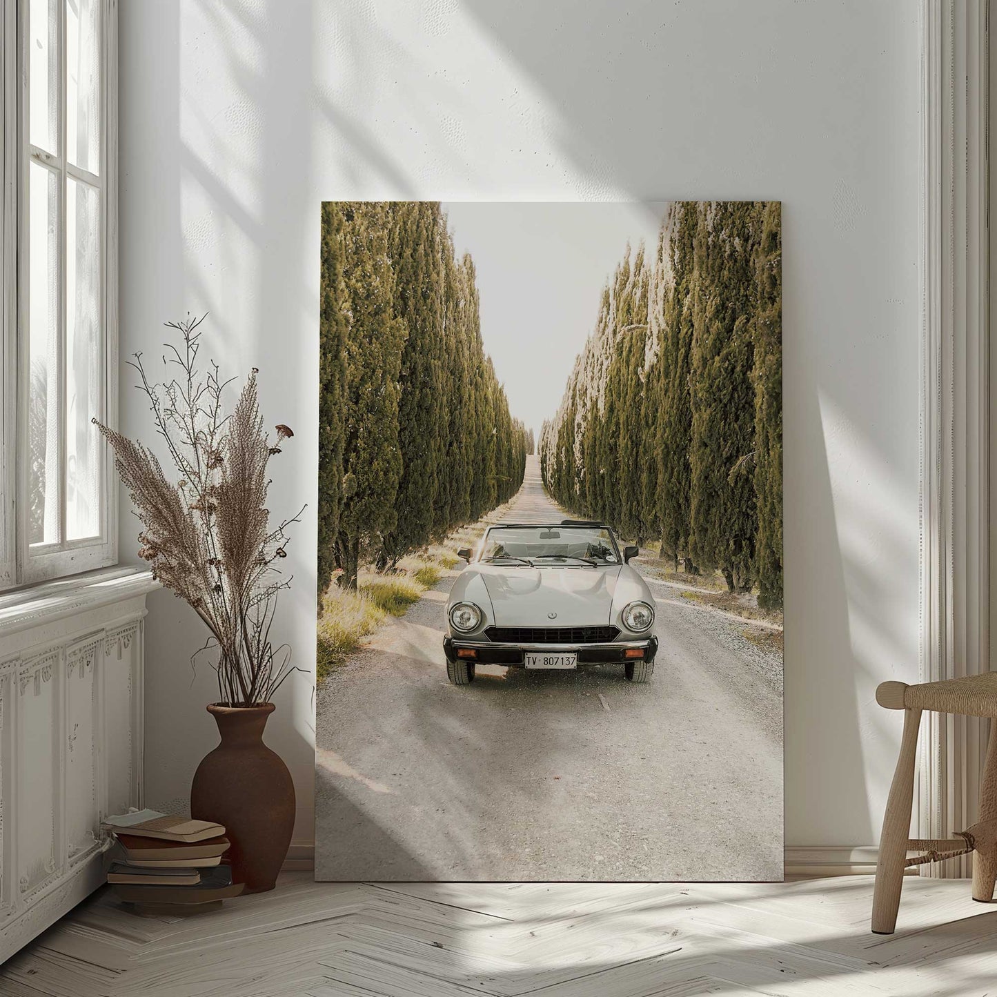 [LIFESTYLE],[SPECIAL],  Picture of art in a room