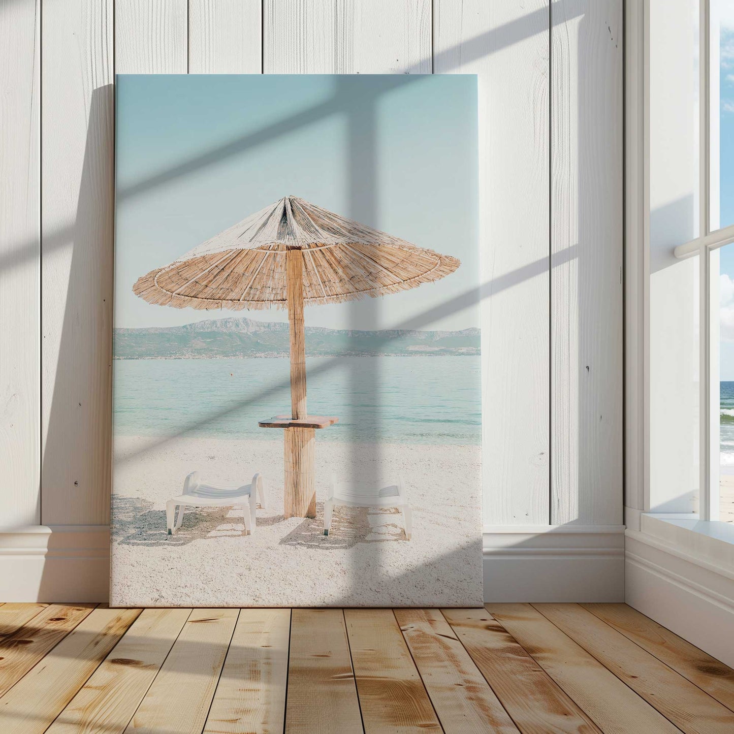 [LIFESTYLE],[SPECIAL],  Picture of art in a room