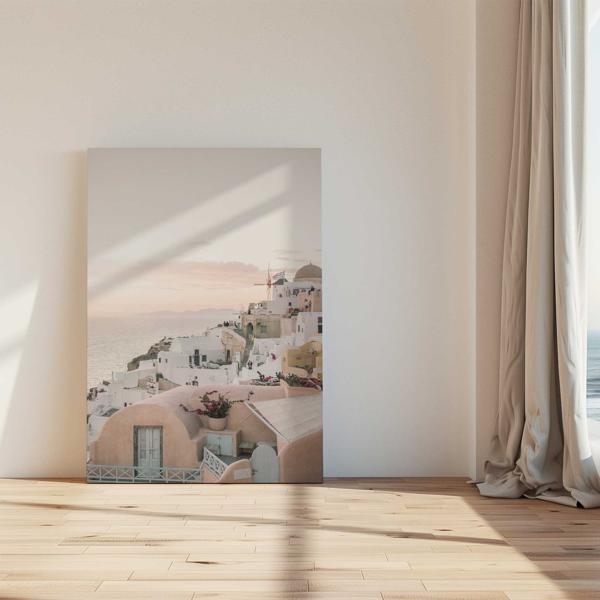 [LIFESTYLE],[SPECIAL],  Picture of art in a room