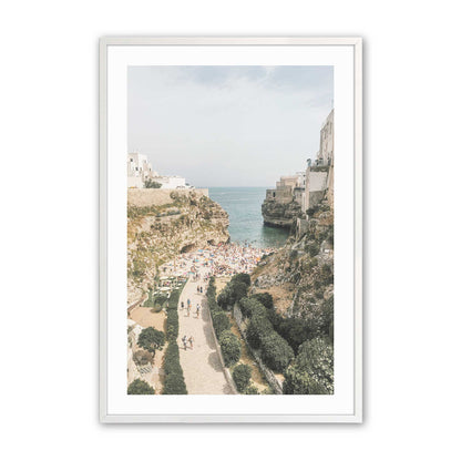 [Color:Opaque White], Picture of art in a Opaque White frame