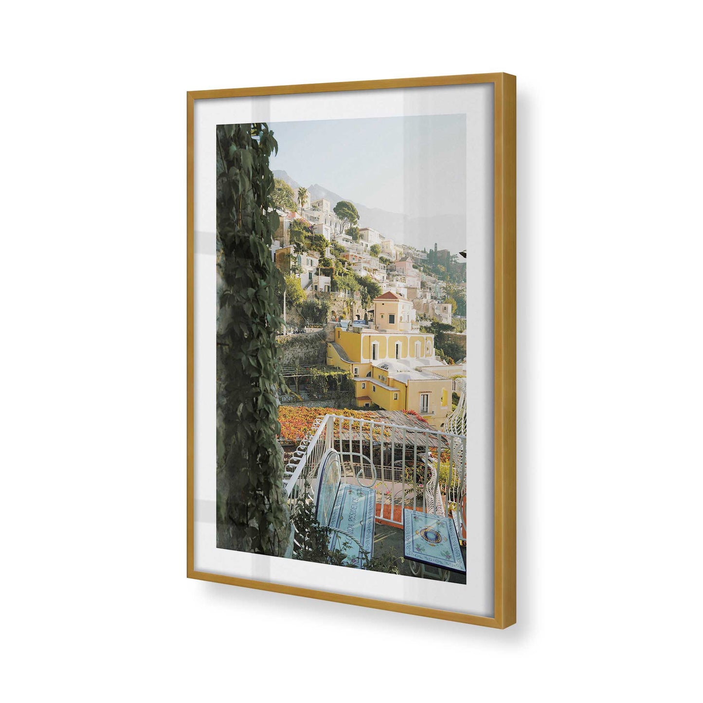[Color:Polished Gold], Picture of art in a Polished Gold frame of the corner
