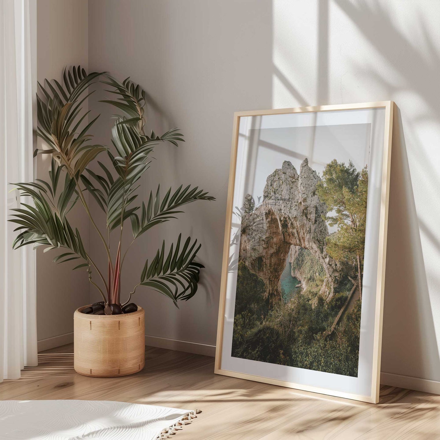 [LIFESTYLE],[SPECIAL],Picture of art in a room