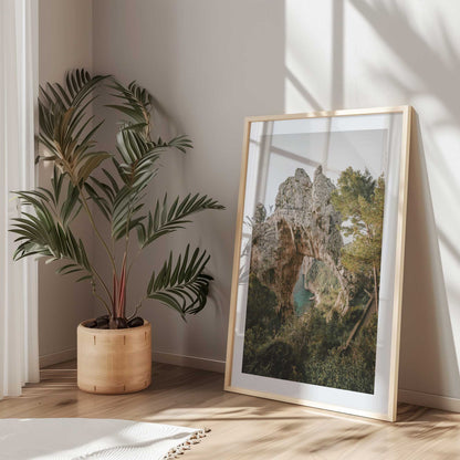 [LIFESTYLE],[SPECIAL],Picture of art in a room