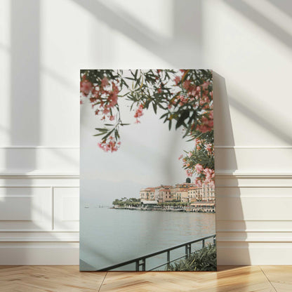 [LIFESTYLE],[SPECIAL],  Picture of art in a room