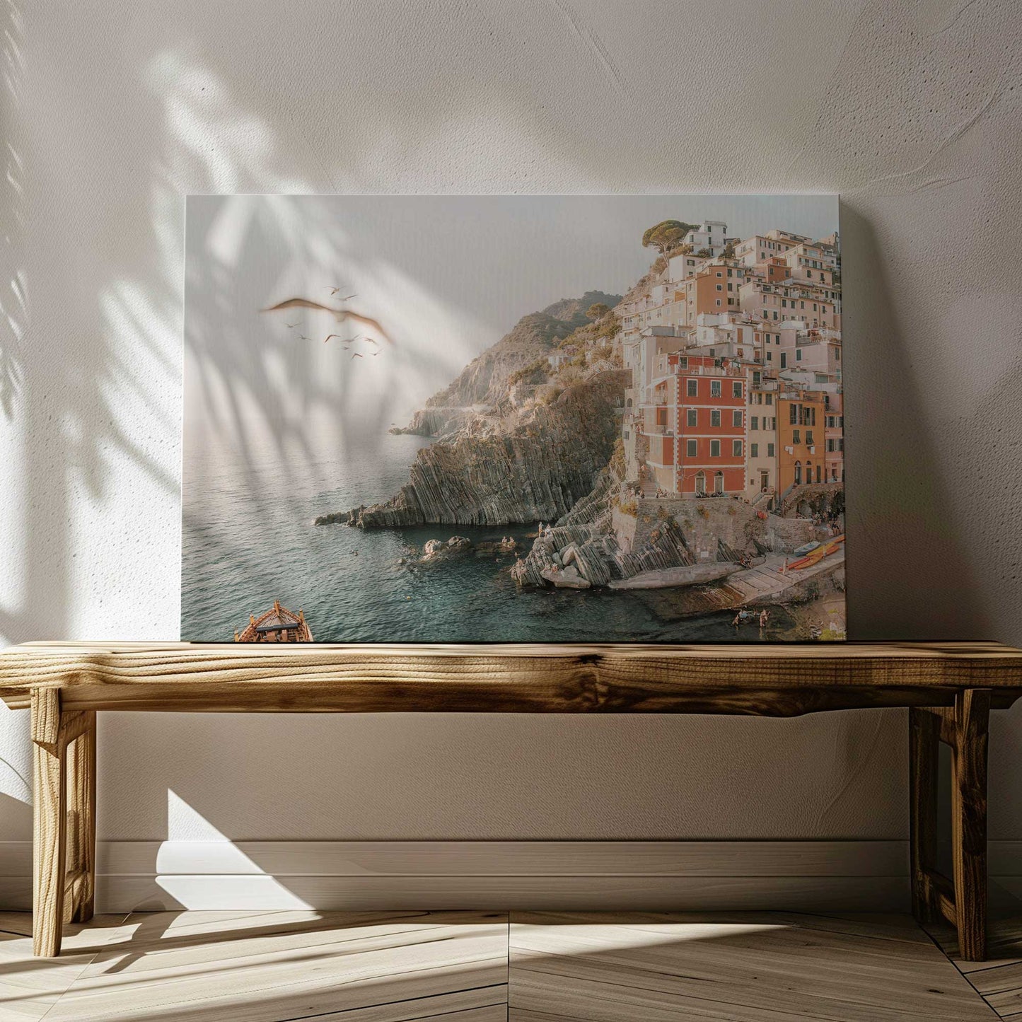[LIFESTYLE],[SPECIAL],  Picture of art in a room