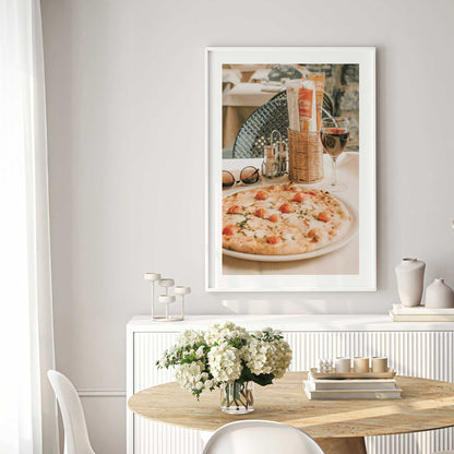[LIFESTYLE],[SPECIAL],Picture of art in a room