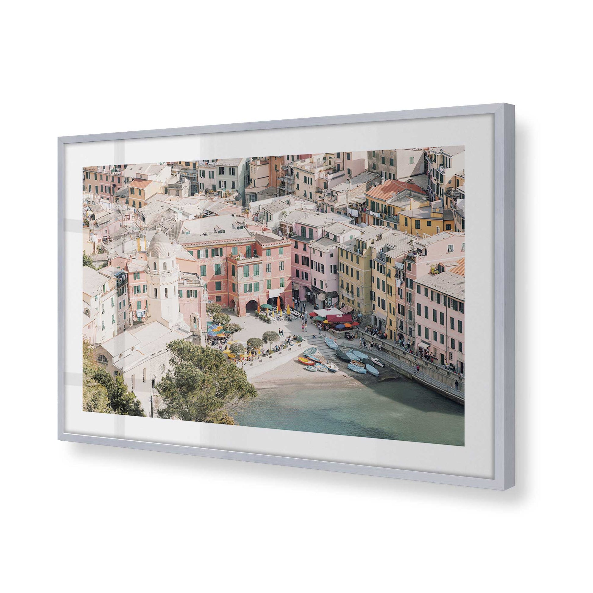 [Color:Polished Chrome], Picture of art in a Polished Chrome frame of the corner