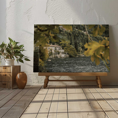 [LIFESTYLE],[SPECIAL],  Picture of art in a room