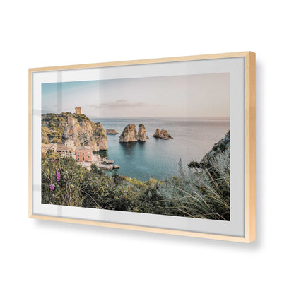 [Color:Raw Maple], Picture of art in a Raw Maple frame of the corner